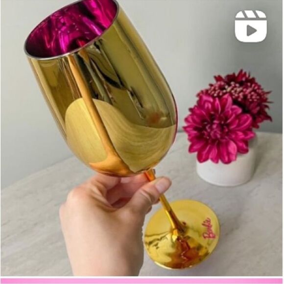BARBIE DREAMHOUSE GOLD WINE GLASSES - Picture 6 of 11